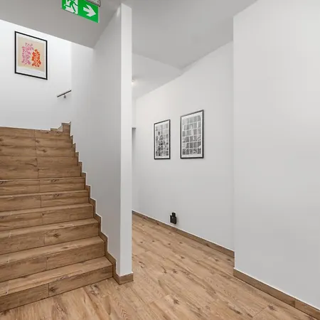 Coco Premium Radosc Apartament Warszawa