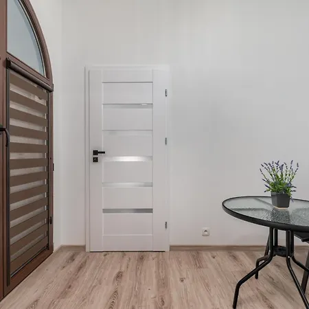 Coco Premium Radosc Apartament Warszawa